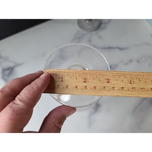 vintage gold rimmed wine glasses - Picture 7 of 10